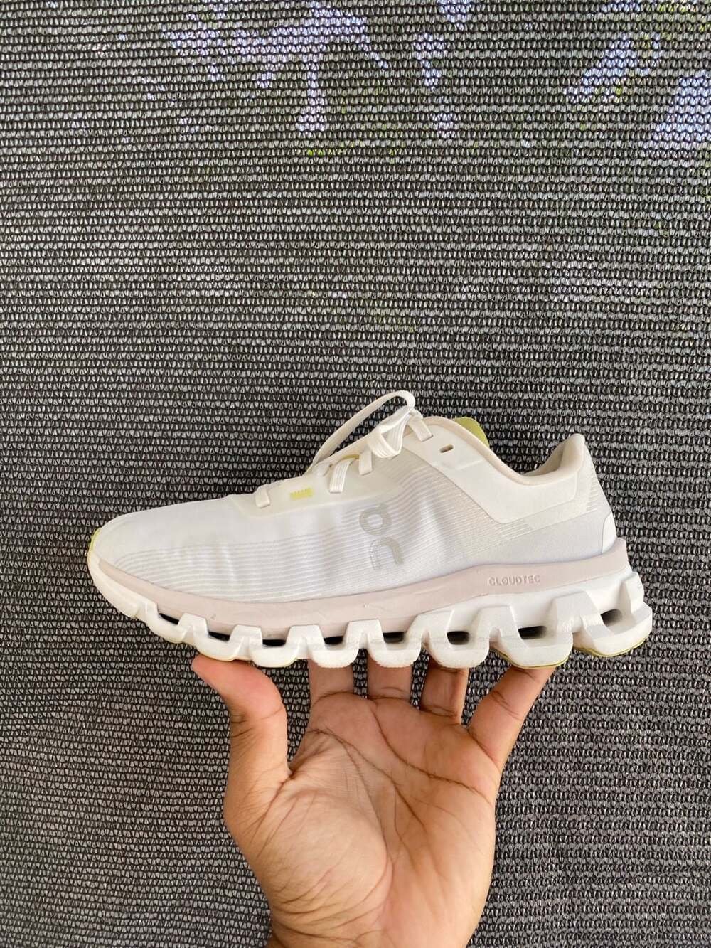 On Cloudflow 4 Running Shoes White Sand